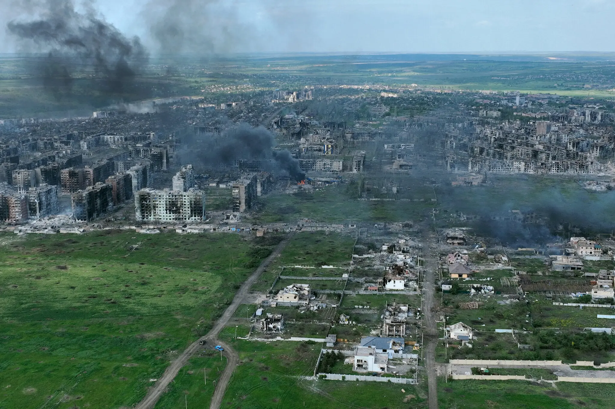 Знімок руйнувань у Бахмуті, зроблений дроном у травні 2023 року, на базі 93-ї механізованої бригади ЗСУ